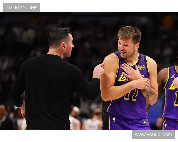 东契奇41分助力独行侠大胜 湖人送篮网10连败 东契奇41分助力独行侠大胜 湖人送篮网10连败